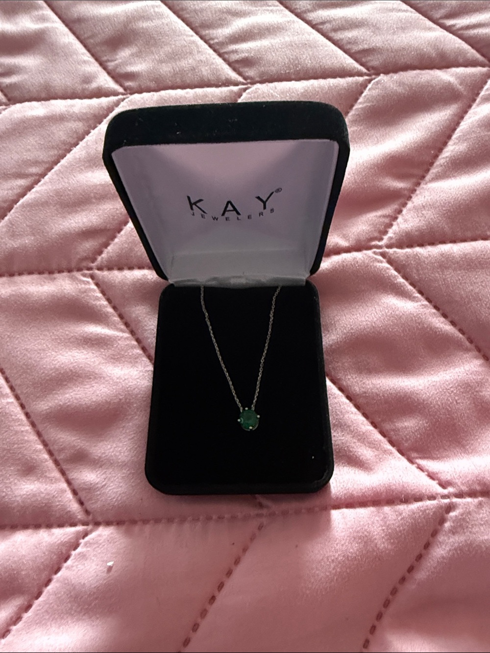 Kay Jewelers Green Solitaire Pendant Necklace